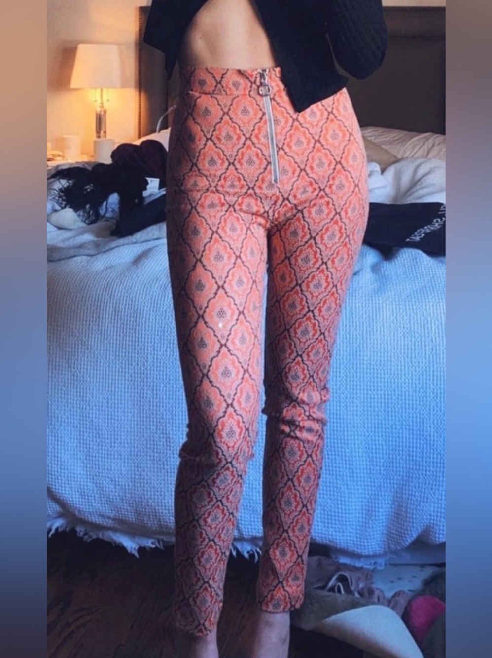 Urban Outfitters Coral Patterned Pull-On Leggings with Front Zip 🧶